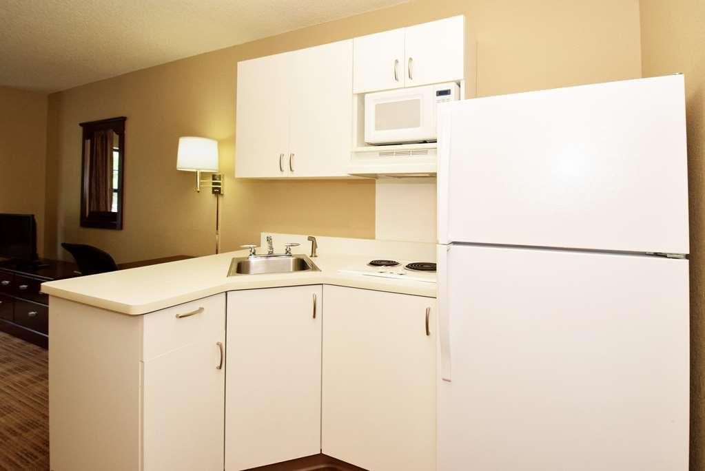 Extended Stay America Suites - Cleveland - Brooklyn חדר תמונה