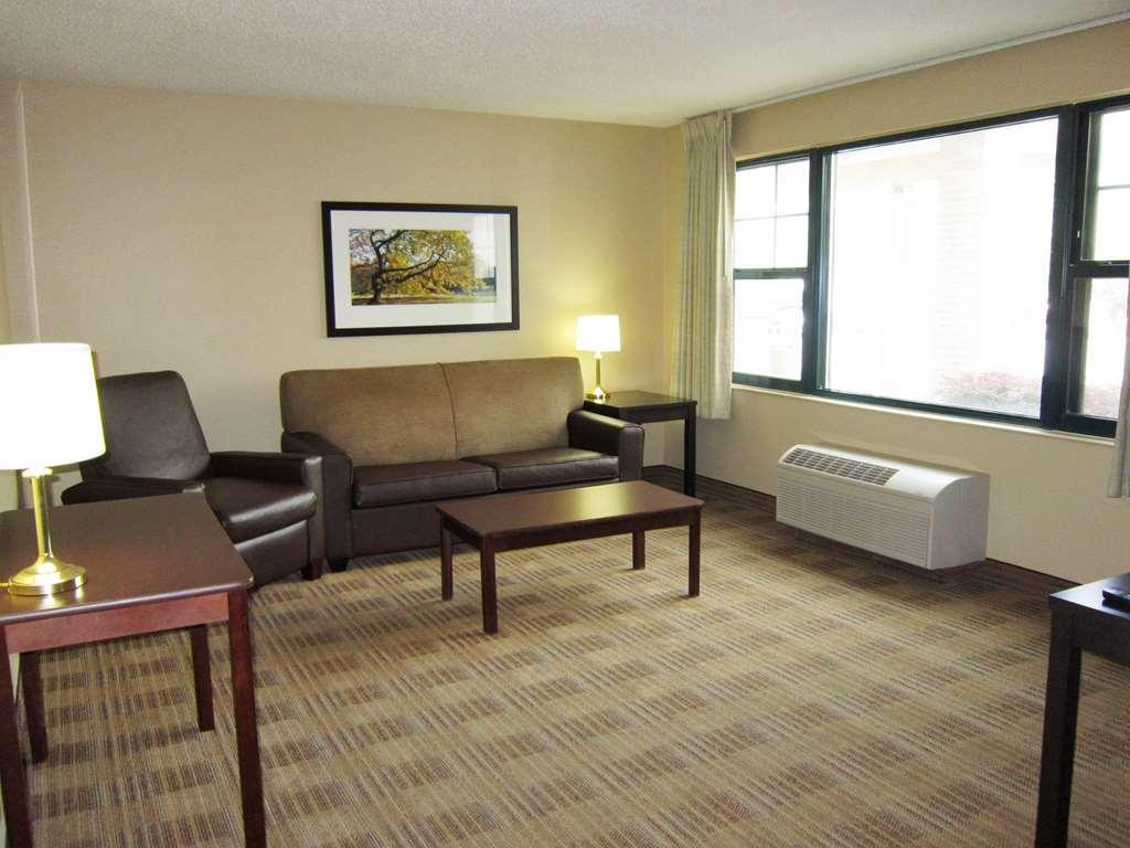 Extended Stay America Suites - Cleveland - Brooklyn חדר תמונה