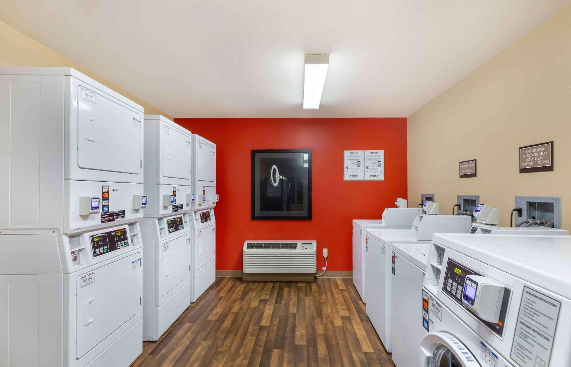 Extended Stay America Suites - Cleveland - Brooklyn מראה חיצוני תמונה