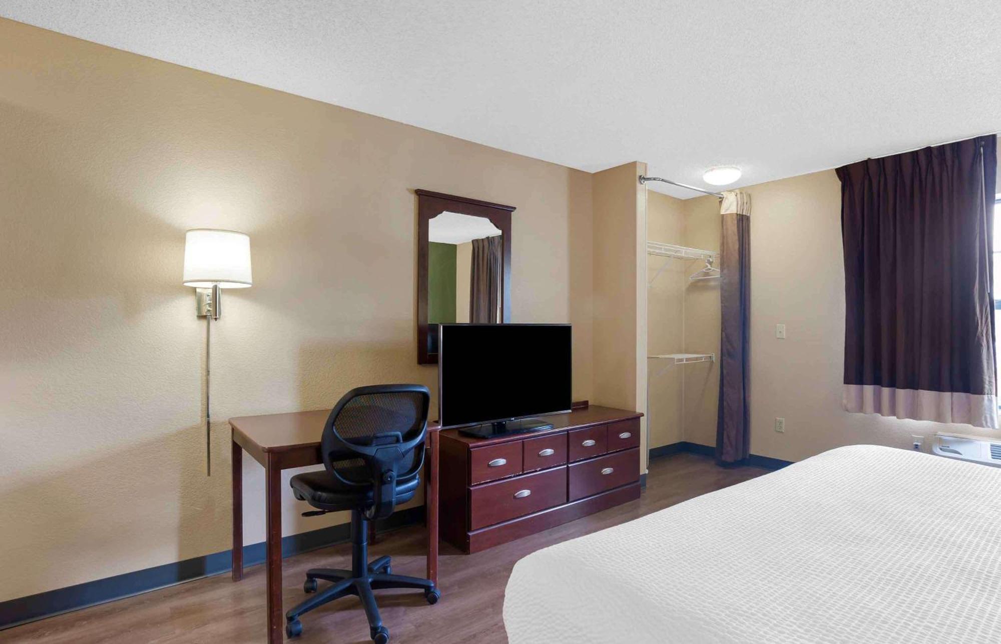 Extended Stay America Suites - Cleveland - Brooklyn מראה חיצוני תמונה
